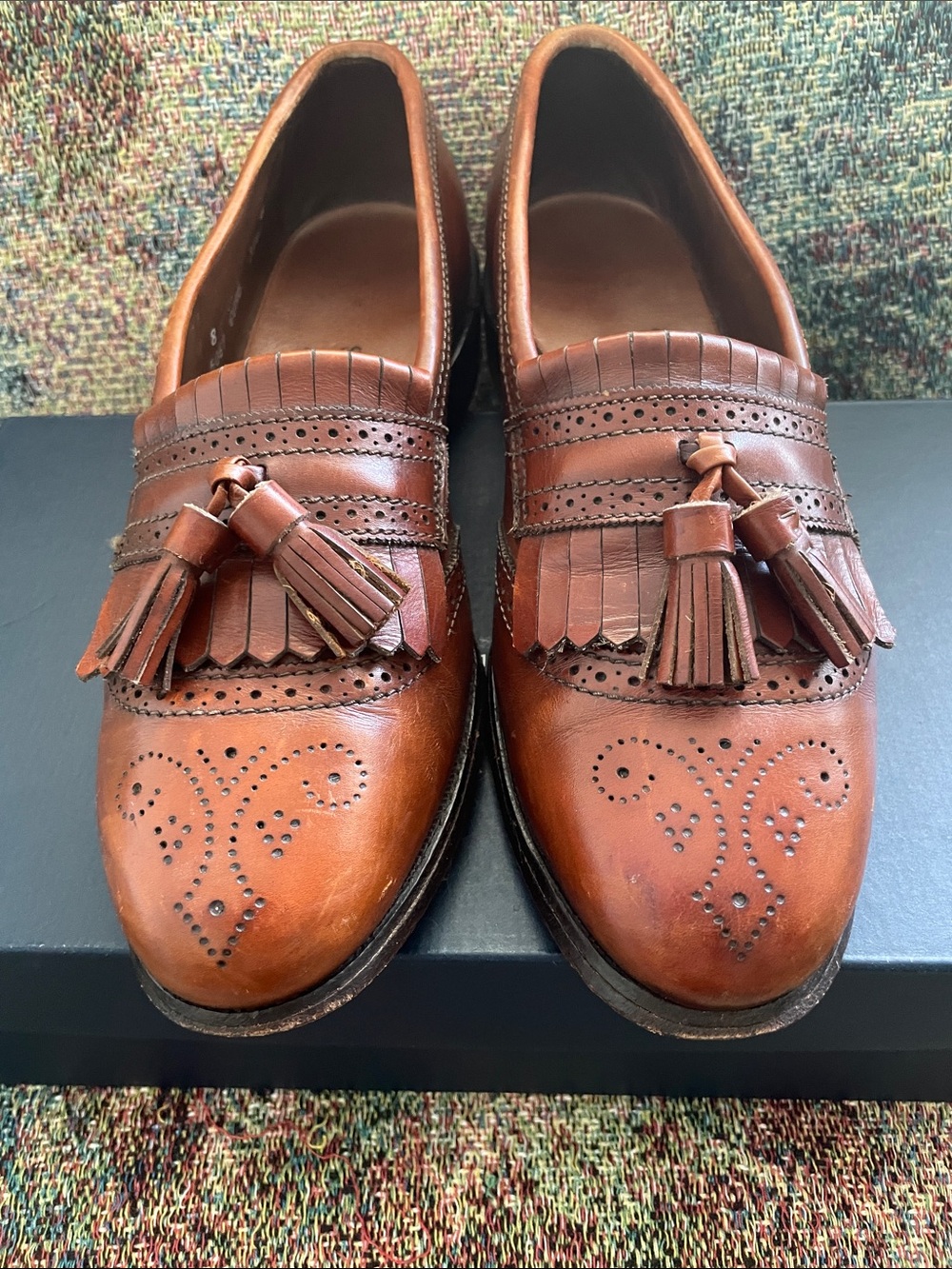 Allen Edmonds Chestnut Brown Leather Tassel Kiltie Loafers - Size 8